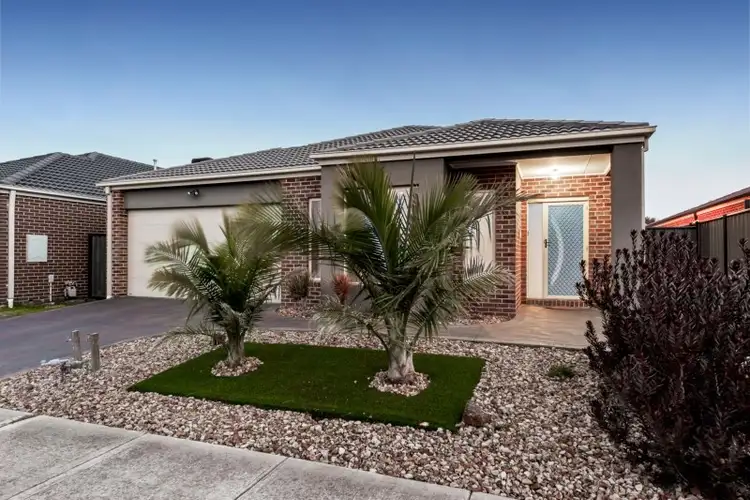 Main view of Homely house listing, 31 Thorngrove Avenue, Craigieburn VIC 3064