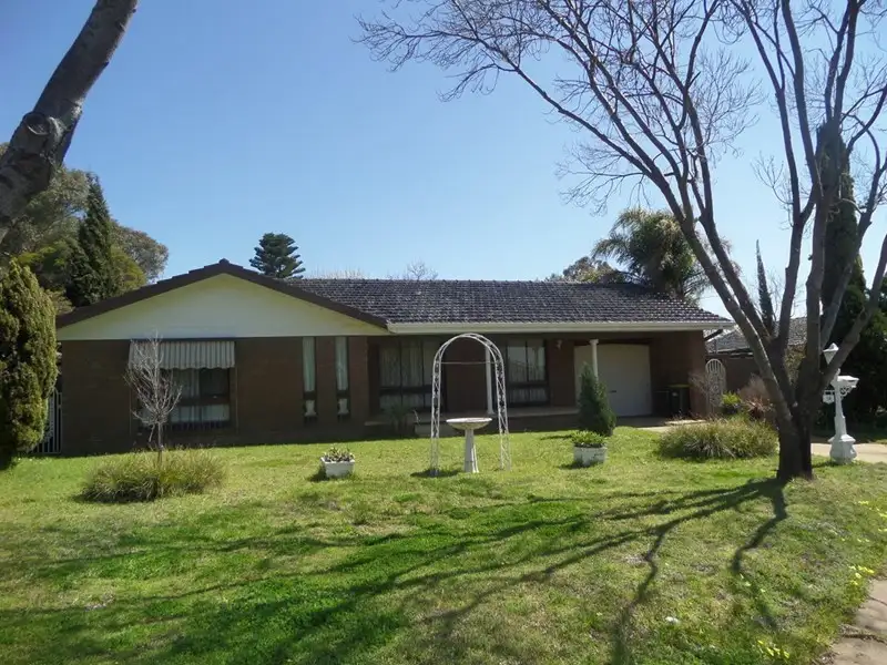 Main view of Homely house listing, 10 Japonica Place, Narrandera NSW 2700