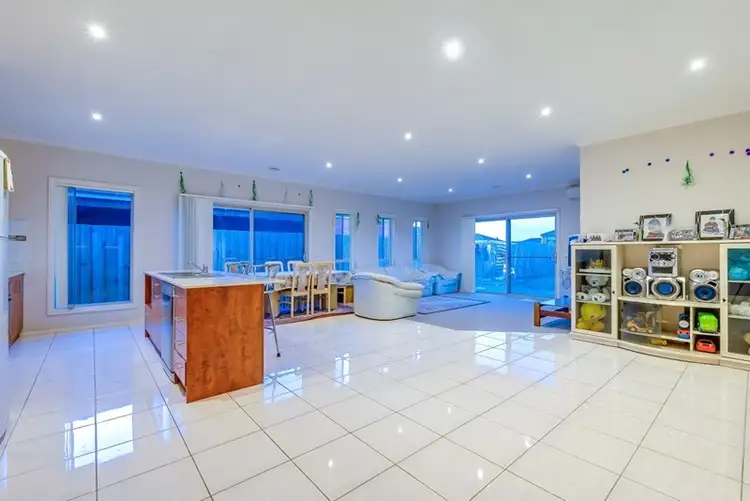 50 Orlando Drive, Truganina VIC 3029