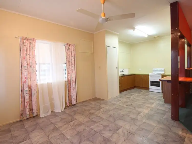 Fifth view of Homely house listing, 109 Harris Street, Emerald QLD 4720