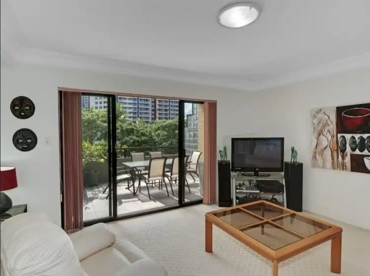 Fifth view of Homely apartment listing, 10/39 Cairns Street, Kangaroo Point QLD 4169