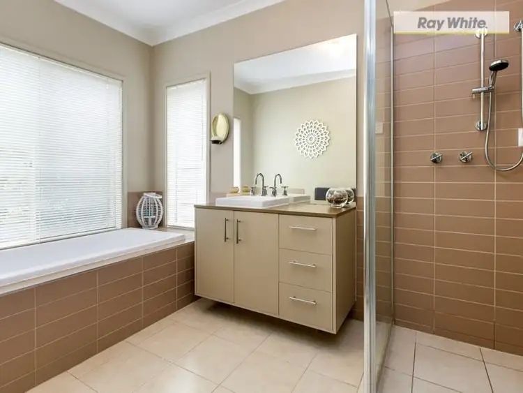 Seventh view of Homely house listing, 4 Willandra Place, Rosebud VIC 3939