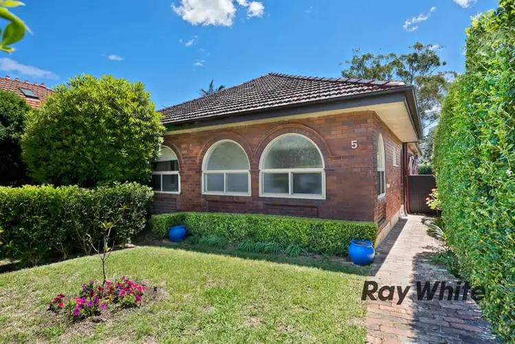 Second view of Homely house listing, 5 Hopetoun Avenue, Chatswood NSW 2067