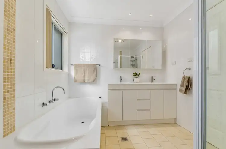 Fifth view of Homely house listing, 5 Jindalee Avenue, Kanahooka NSW 2530