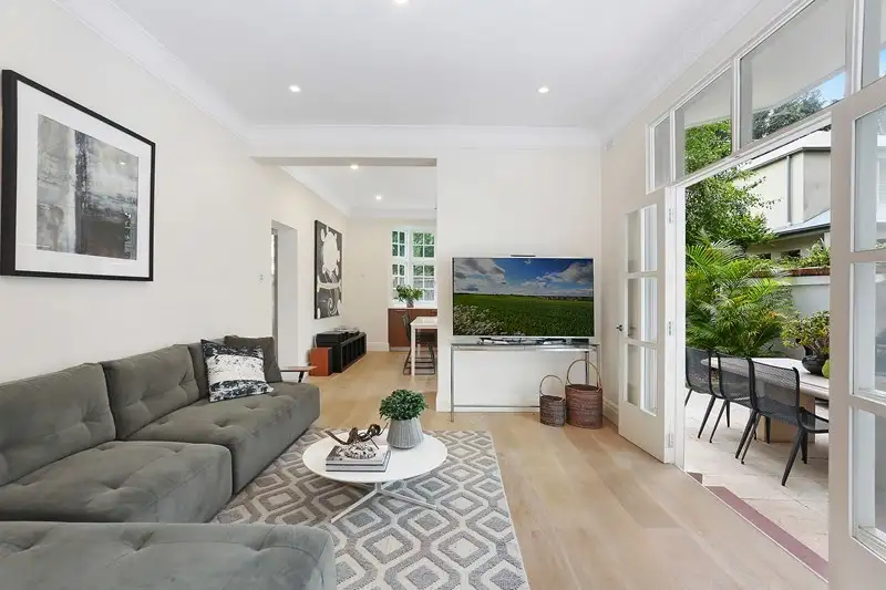 Main view of Homely apartment listing, 2/113 Darling Point Road, Darling Point NSW 2027