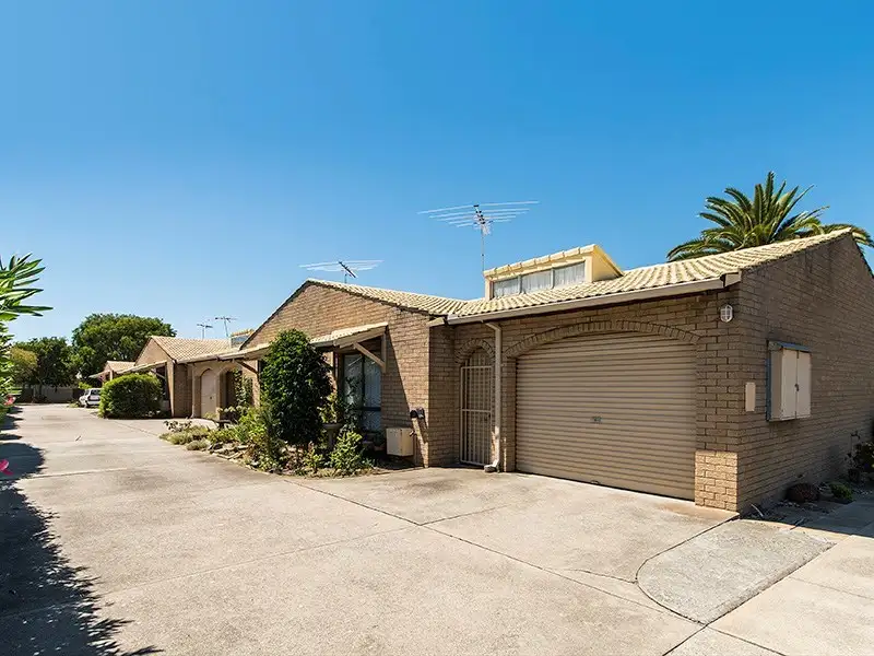 Main view of Homely unit listing, 11/4 Merope Close, Rockingham WA 6168