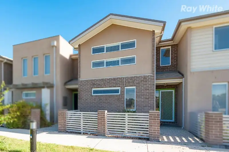 Main view of Homely townhouse listing, 16 Hillgrove Way, Mernda VIC 3754