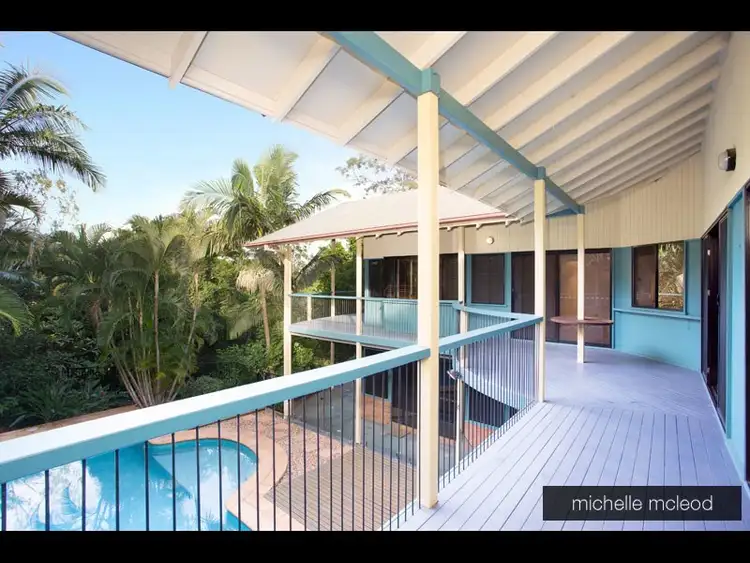 69 Mukurta Street, Chapel Hill QLD 4069