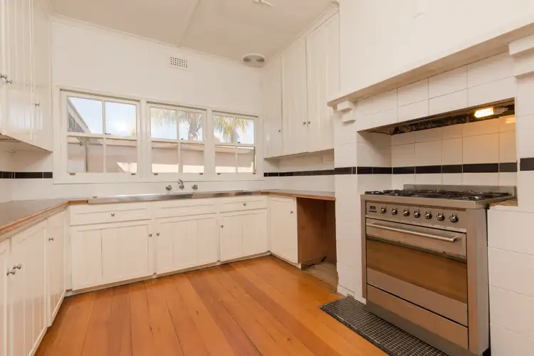 Fifth view of Homely house listing, 281 Walnut Avenue, Mildura VIC 3500