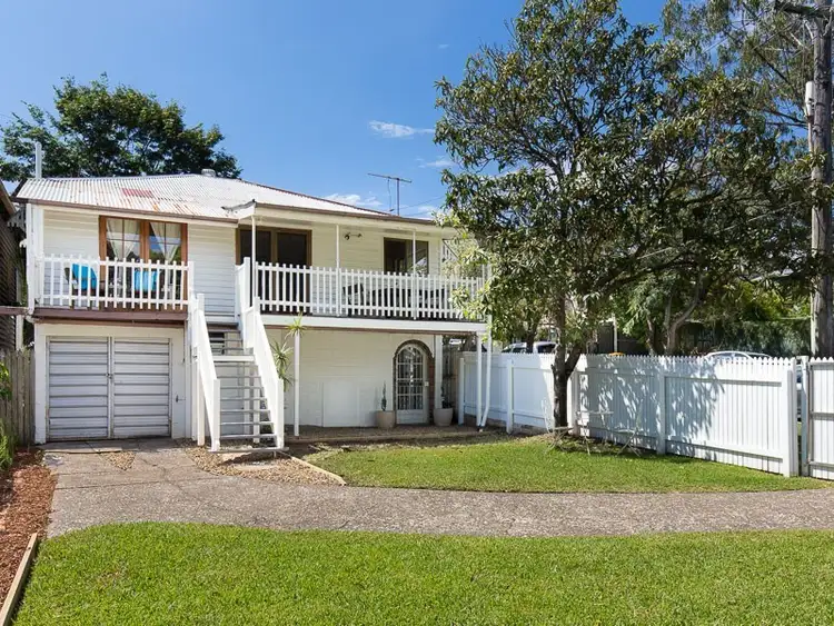 5 Bodalla Street, Norman Park QLD 4170