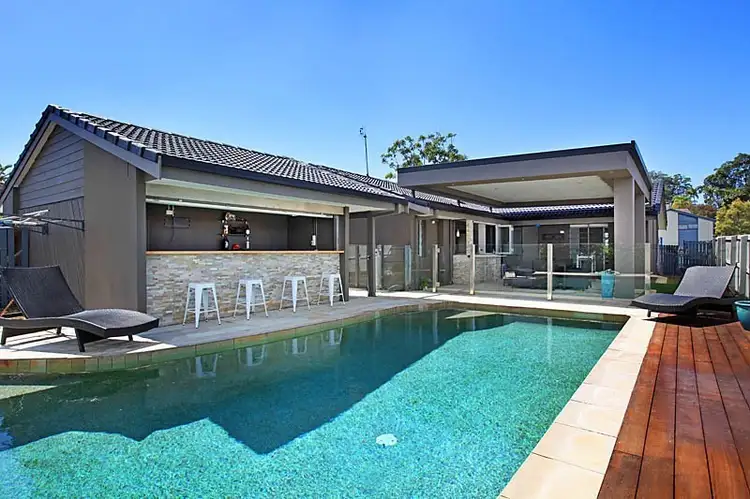 69 Kallaroo Crescent, Ashmore QLD 4214