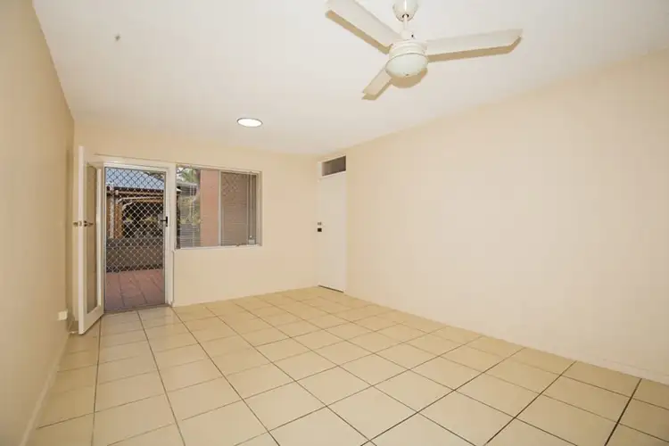 Sixth view of Homely unit listing, 4/28 Villa Street, Annerley QLD 4103