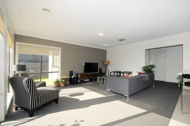 Seventh view of Homely house listing, 30 Lily Way, Skye VIC 3977