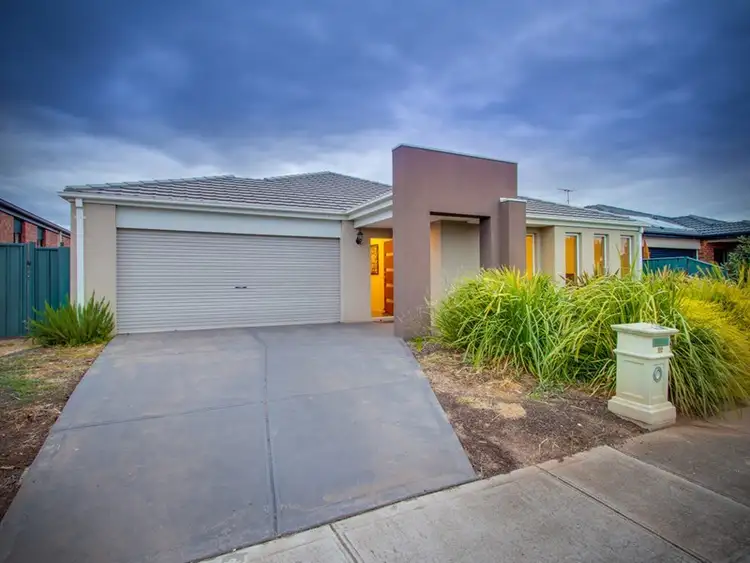 Second view of Homely house listing, 22 Garden View Drive, Tarneit VIC 3029