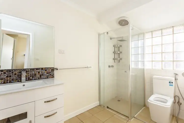 Fifth view of Homely house listing, 2/18 George Street, St Albans VIC 3021