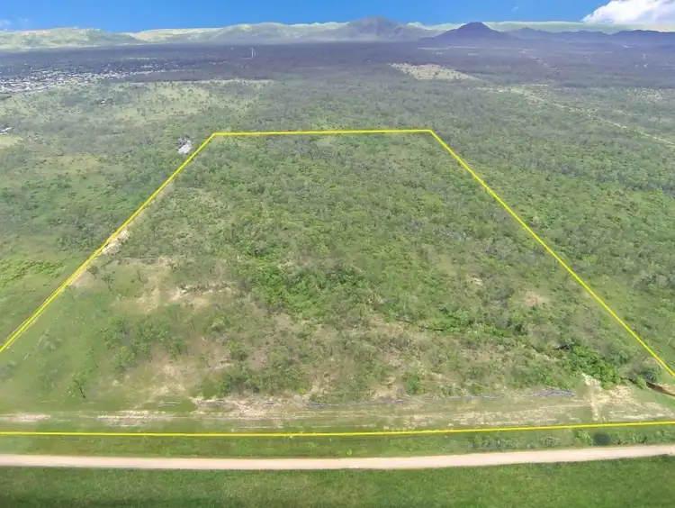 111 West Road, Rangewood QLD 4817