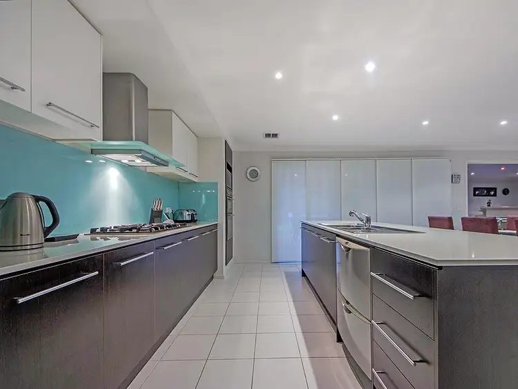 Sixth view of Homely house listing, 15 Highland Place, Tarneit VIC 3029