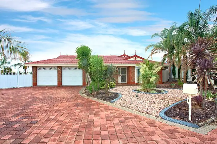 17 Magnolia Crescent, Craigmore SA 5114