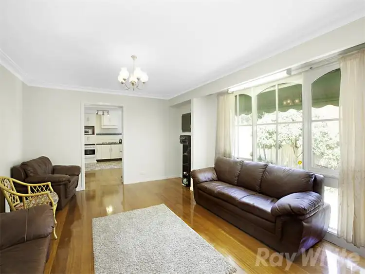 18 Medhurst, Burwood East VIC 3151
