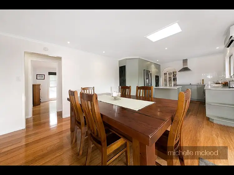 Sixth view of Homely house listing, 4 Bynoe Close, Chapel Hill QLD 4069