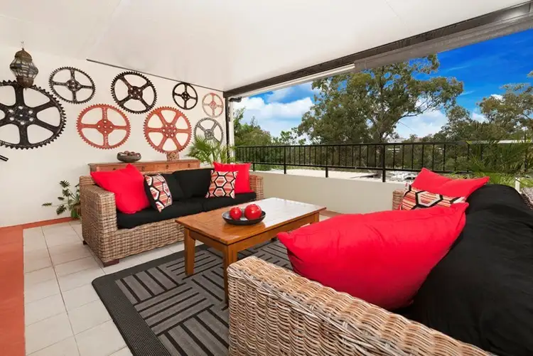 Main view of Homely townhouse listing, 4/17 Rosecliffe Street, Highgate Hill QLD 4101