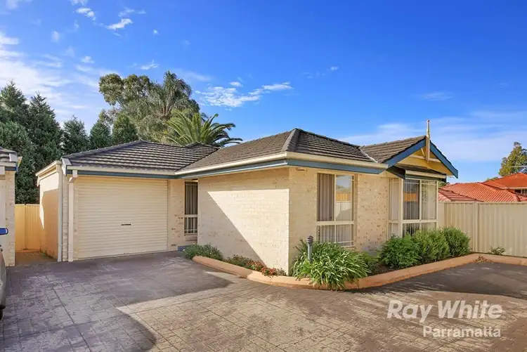 6/31-33 Tungarra Road, Girraween NSW 2145