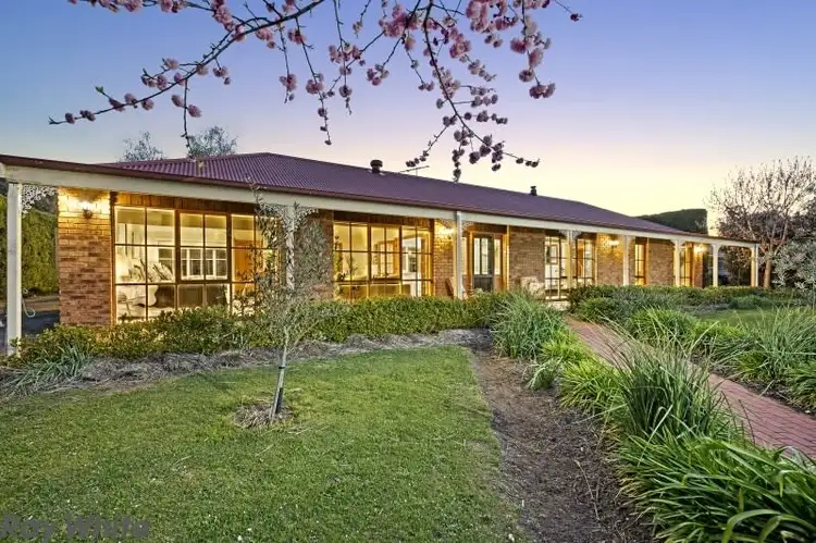 20 Ewing Drive, Romsey VIC 3434