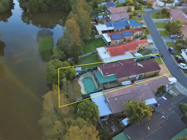 25 River Oak Drive, Helensvale QLD 4212