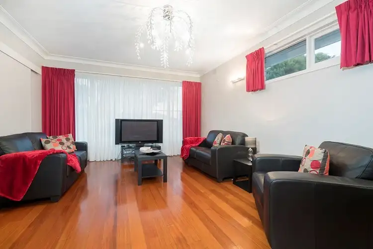 Second view of Homely house listing, 5 Mayfair Court, Keysborough VIC 3173