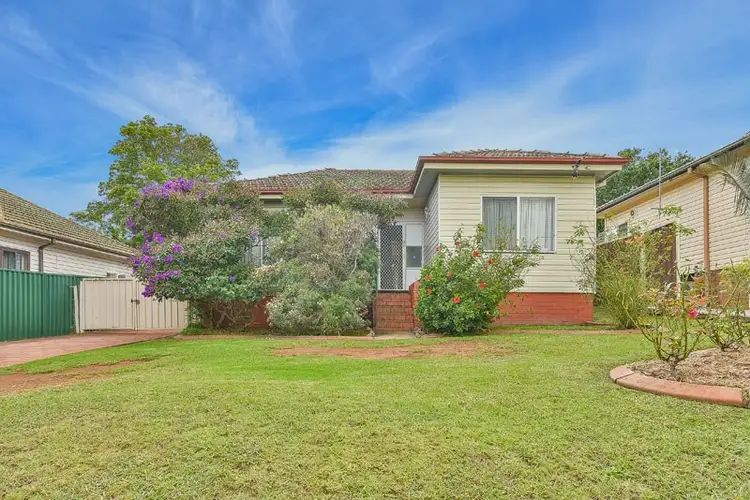 40 Hoddle Avenue, Campbelltown NSW 2560