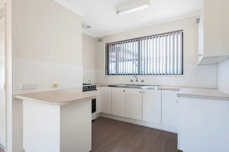 Third view of Homely unit listing, 2/25 Campbell Avenue, Wodonga VIC 3690