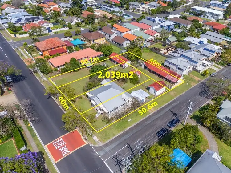 33 Manson Road, Hendra QLD 4011