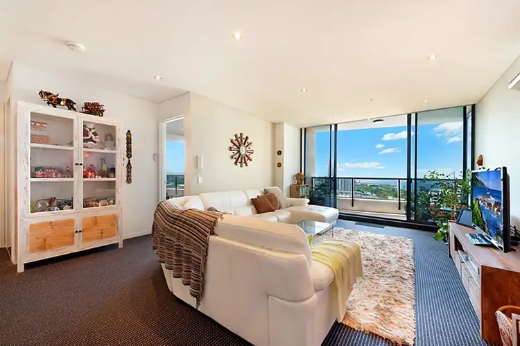 2 Aqua Street, Southport QLD 4215