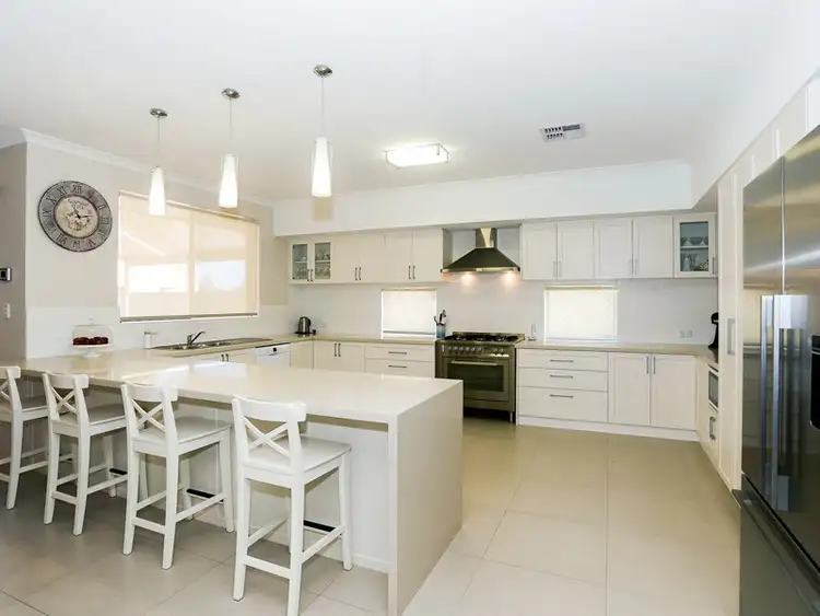 15 Packwood Link, The Vines WA 6069