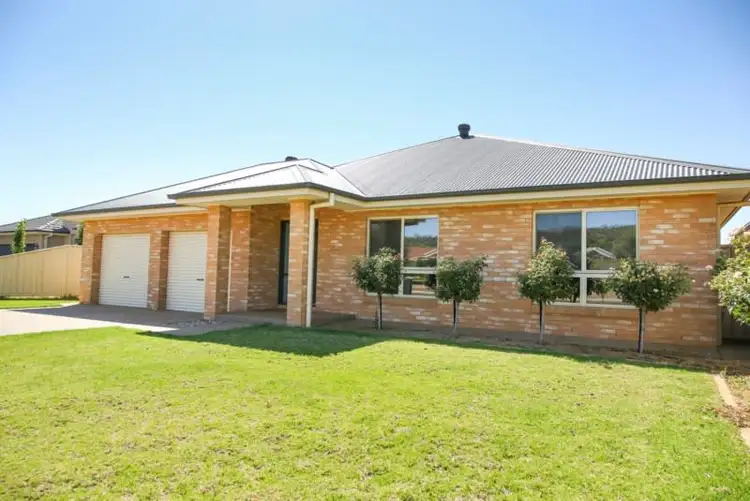 183 Clifton Boulevarde, Griffith NSW 2680