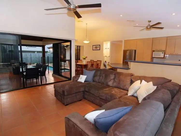 Fifth view of Homely house listing, 10 Calais Court, Kuluin QLD 4558