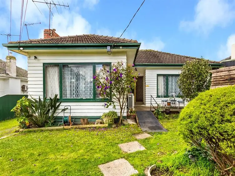 7 Craig Street, Blackburn South VIC 3130