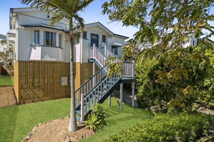 16 Sinclair Street, Moorooka QLD 4105