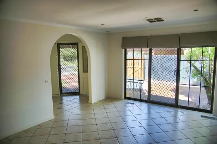 Seventh view of Homely house listing, 3 Courtenay Avenue, Cranbourne North VIC 3977