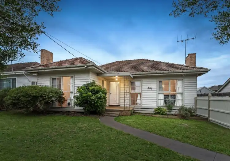 40 McMahon Road, Reservoir VIC 3073