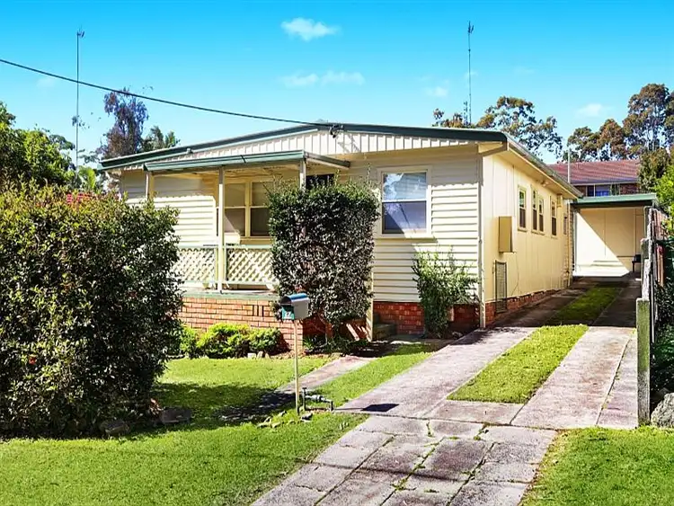 27 Judith Anne, Berkeley Vale NSW 2261