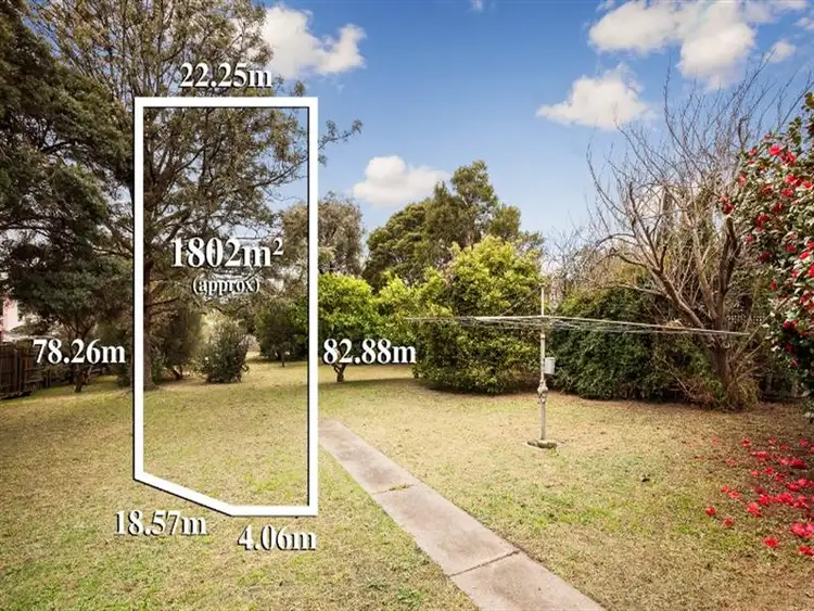 Second view of Homely house listing, 7 Churchill Avenue, Chadstone VIC 3148