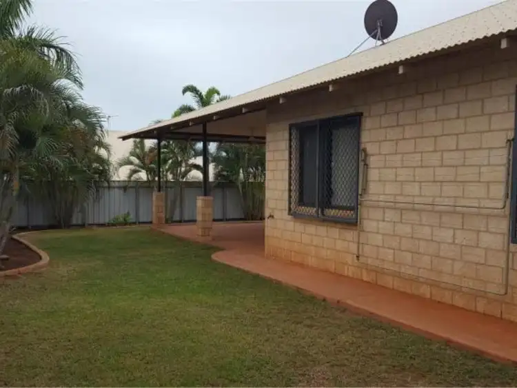 Second view of Homely house listing, 8 Delmere Way, Baynton WA 6714