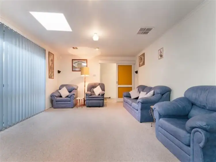 Fourth view of Homely house listing, 52 Bainbridge Close, Craigieburn VIC 3064
