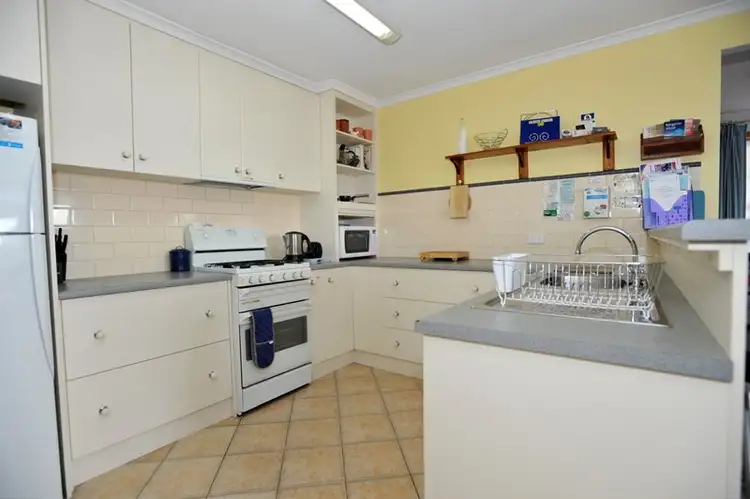 Second view of Homely house listing, 25 Hawthorn Avenue, Emu Bay SA 5223