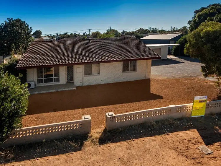 459 Chapman Road
