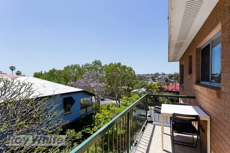 4/59 McLay Street, Coorparoo QLD 4151