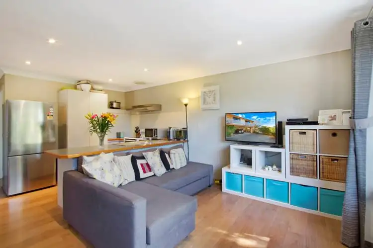 Second view of Homely house listing, 2/24 Books Crescent, Mcgraths Hill NSW 2756