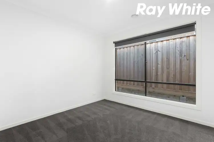Seventh view of Homely house listing, 15 Cascade Way, Pakenham VIC 3810