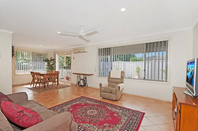 Main view of Homely unit listing, 2/32 Harold Tory Drive, Yamba NSW 2464